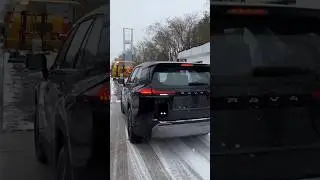 RAV4 Woodland eFour PHEV 2.0 2026 года: роскошь и внедорожные возможности
