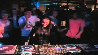 Milla Lehto @ Room Service 21.12.2013