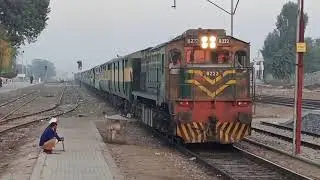 2021 Train Arrival Four Train Khanewal Junction Station || Pakistan Railway