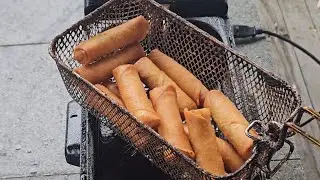 Homemade egg rolls 😋 the crunch 😋 