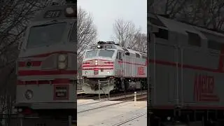 Metra 211 expresses through West Hinsdale! #railway #railfan #railroad #train #metra #metrarail