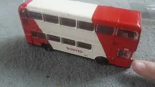 Unboxing A Bristol VR series III In The Red And Cream UNITED Livery!