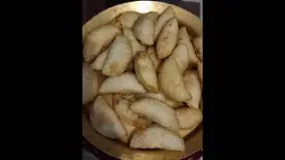এবিধ চাউলৰ গুৰি নতুন ঘিলা পিঠা Assamese pitha Recipe My great youtube channel@Alakahomekitchen-p9r