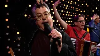They Might Be Giants - The Darlings Of Lumberland (Live on KEXP)