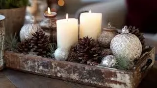 Rustic Christmas in Vintage Decor | Early Holiday Decor Ideas & Inspiration