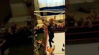 ultimate x match final for the FWE intercontinental title