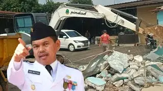 Kdm hebat pembongkaran Bangunan Liar pinggir jalan tol Kalijati Subang