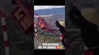 Teste de colapso... n&atilde;o tem garantia do chin&ecirc;s #paraglider #parapente #china #naotemgarantia
