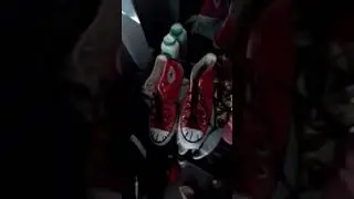 I got converse!!!
