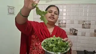 Palak aur udad daal ki bahut hi swadisht 👌❤️