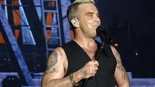 Robbie Williams - Supreme @ Hard Rock Rising 2015
