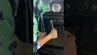 Installing a tow strap on the drift car!