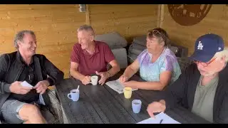 Koger K(l)ets - aflevering 2 | Op bezoek bij de gastvrouw van het dorp(shuis)