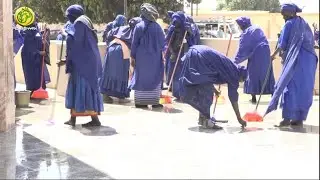Nettoyage Mausolée Soxna Mame Diarra Bousso de Porokhane: Le  Dahira Ashabul Jannati au commande.