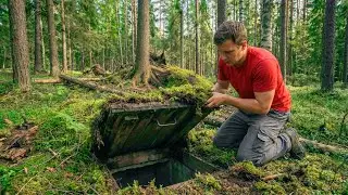 Building a secret house in the forest (ASMR) - This modern shelter beneath the forest floor
