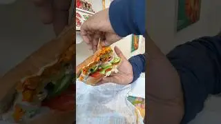 Real subway Va fake subway 😂#shortsfeed #viralvideo #foodie #ytshorts #foodblogger #shorts