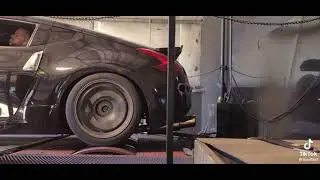 Nissan 360z
