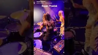 Rayani Martins e Lu&iacute;sa dando um show com as baquetas @Prostick.usa e Specialbeat