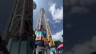 Launch STRAIGHT UP! Superman Tower of Power at Six Flags Over Texas