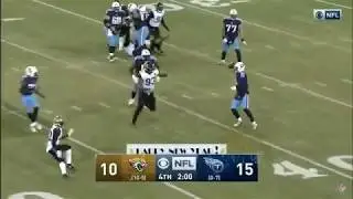 Marcus Mariota Makes Barry Church Of The Jaguars Look Like A Child With His Stiff Arm From God