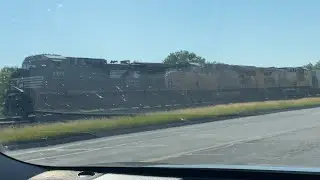 NS 17N stopped at CP 417 with UP power trailing!!!