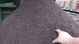 Sieben mit einem Minibagger 5/5