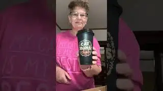 Cat Lady Box Unboxing!!!!