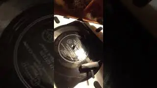 Making a Locked Groove / Loop skip with a Flexi Disc....Needle Warning!!!