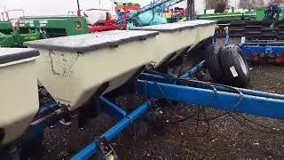 Сівалка Kinze 3000  8 рядна  точного висіву