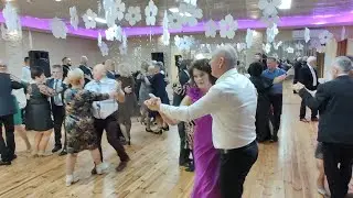 31 stycznia 2026 Pierwsze PARY już się bawią w ŁOPUSZNIE z Kapelą STĄPORKOWSKĄ Relacja na żywo 