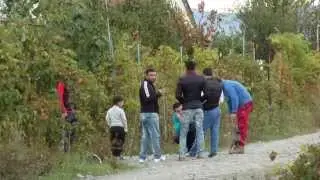 People in borderline village Dvani