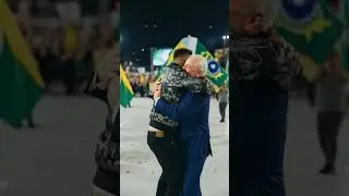 Mano Brown e Lule no Carnaval