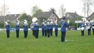 CMV Prinses Margriet - Gonna Fly Now - Taptoe Rouveen 27 april 2011