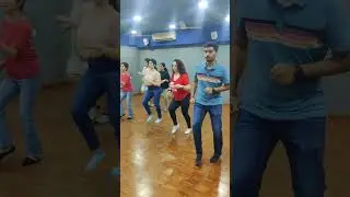 A short Salsa Footwork Combination to learn how to mix and match various steps. #salsa #salsainpune