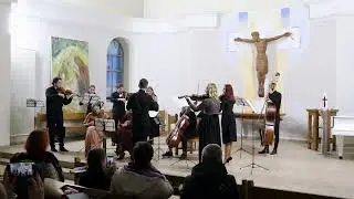 A.Vivaldi - concero for 2 mandolins in G major (RV 532)(1 part)