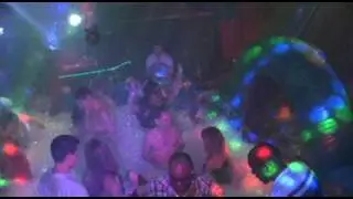 Foam Party @ Neo Lounge