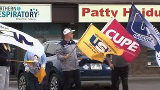 CUPE rally held outside Jobs Minister Patty Hajdu's office, as Air Canada strike continues