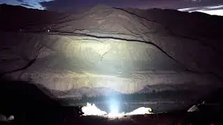 IMALENT MS32: 200,000 LUMENS in a Dark Valley! The Ultimate Flashlight Test.