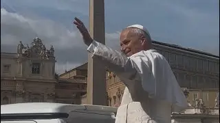 Pope Leo XIV Vatican popemobile Front row to a moment of faith I&rsquo;ll never forget