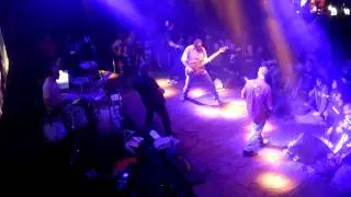 Kritická Situace - Věční dezertéři + Nečekej