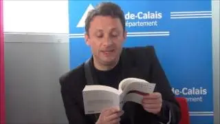Fr&eacute;d&eacute;ric Ciriez lit des extraits de 