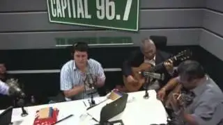 Christian y Martín Hudtwalcker con el criollo Gustavo Urbina - Radio Capital