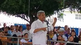 Governador Jerônimo Rodrigues fala a população capimgrossense