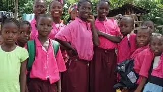 Greetings from the Kids of Kolahun!