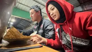 MAKAN KETAN SETELAH MACET-MACETAN