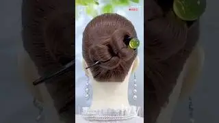 1-Minute Updo That Looks So Chic!#quickhair #updohack #dailyhair #hairstyle #updo