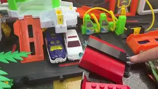 Episode 8: The One And Only Fire Truck | Hot Wheels Monster Trucks