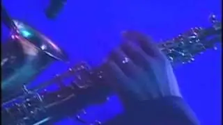 Earth Wind & Fire live da paura voce + sax alto