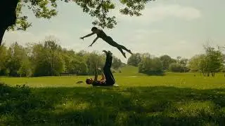 Acrobatic Duo Performs Incredible Acro Yoga Flow - 1349465