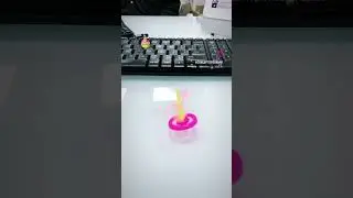 Dancing Spinner #smalltoys #toys #spinnertoy #spinner